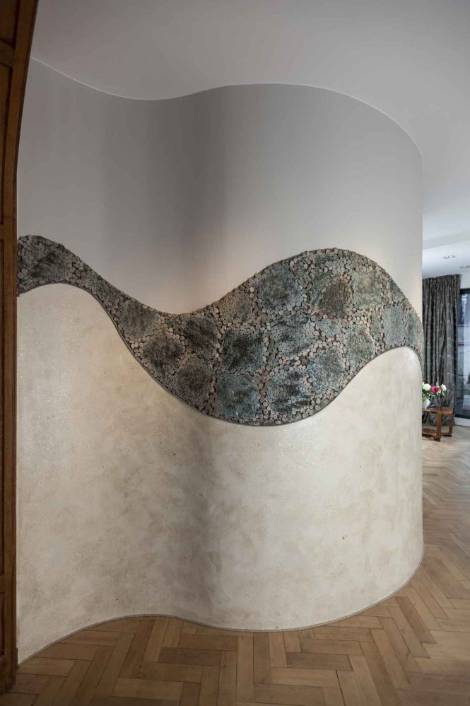 Bronze pebble bathroom-bedroom partition, halchimia, 400x480 cm